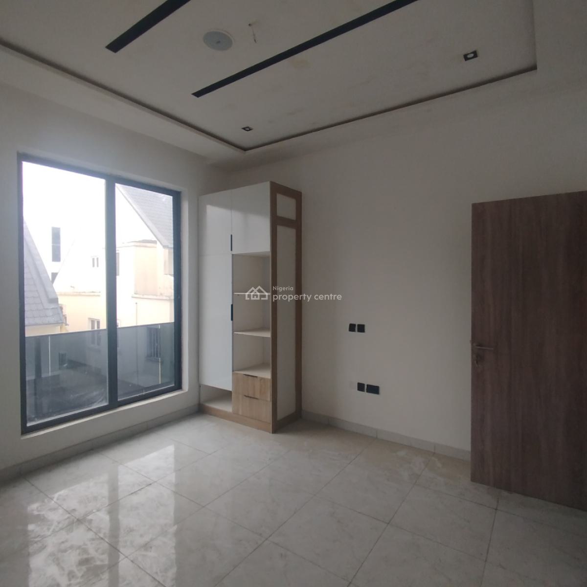 Spacious 2 Bedroom Flat, Ikate, Ikate, Lekki, Lagos, Flat / Apartment for Sale