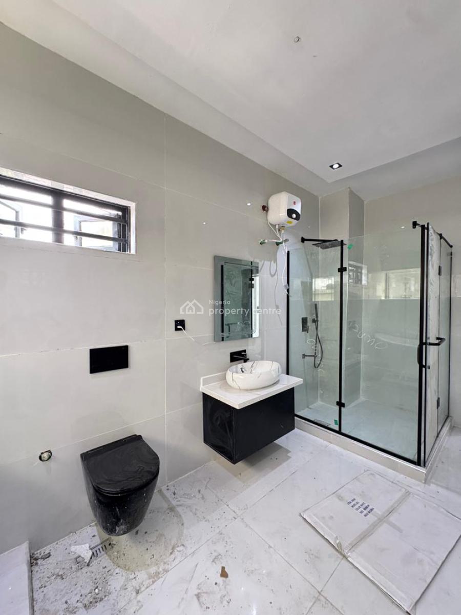 Spacious 5 Bedrooms Duplex in a Call to Access Estate., Ologolo, Lekki, Lagos, Detached Duplex for Sale