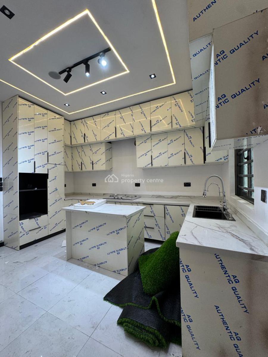 Spacious 5 Bedrooms Duplex in a Call to Access Estate., Ologolo, Lekki, Lagos, Detached Duplex for Sale