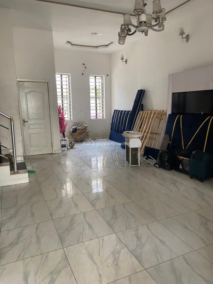 Luxury Four Bedroom Terrace Duplex in a Well Secured Estate, Villa Estat, Ikota, Lekki, Lagos, Terraced Duplex for Rent