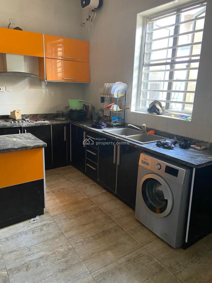Luxury Four Bedroom Terrace Duplex in a Well Secured Estate, Villa Estat, Ikota, Lekki, Lagos, Terraced Duplex for Rent