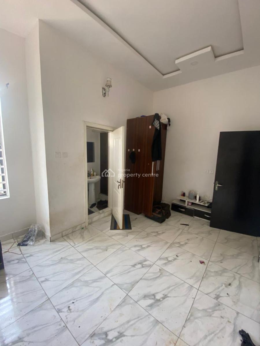 Luxury Four Bedroom Terrace Duplex in a Well Secured Estate, Villa Estat, Ikota, Lekki, Lagos, Terraced Duplex for Rent