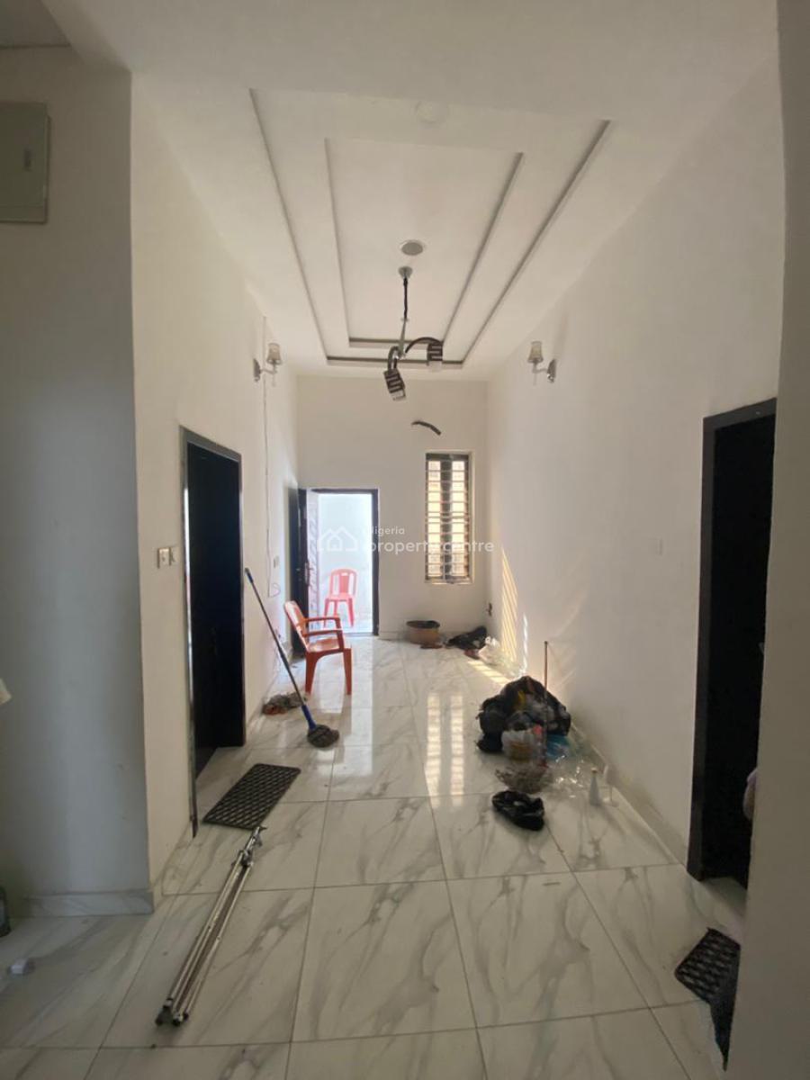 Luxury Four Bedroom Terrace Duplex in a Well Secured Estate, Villa Estat, Ikota, Lekki, Lagos, Terraced Duplex for Rent
