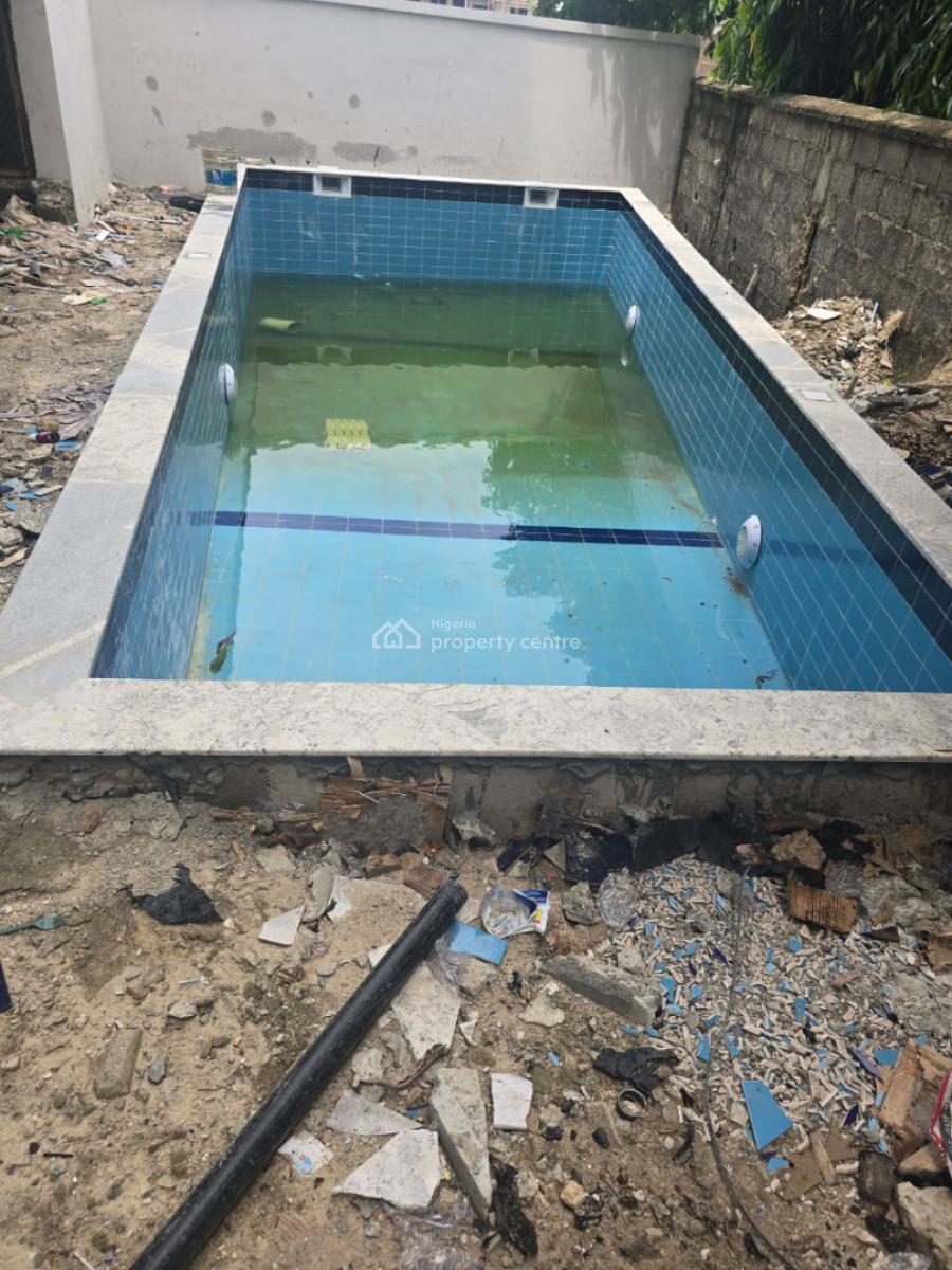 Newly Built 2 Bedroom Apartment Penthouse with Bq on 5th Floor, Lekki Phase 1, Lekki, Lagos, Flat / Apartment for Rent