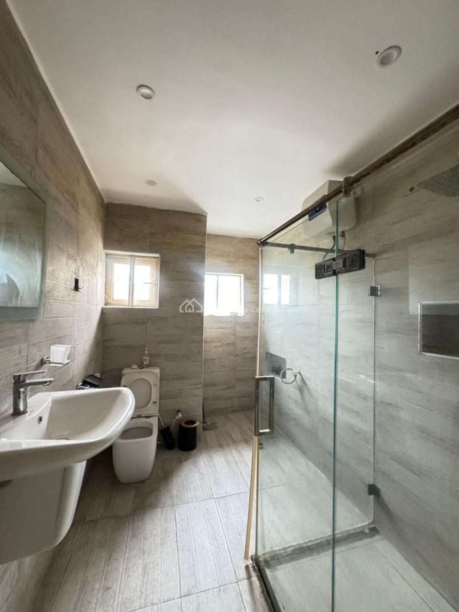 2 Bedroom Penthouse, Lekki Phase 1, Lekki, Lagos, Flat / Apartment for Rent