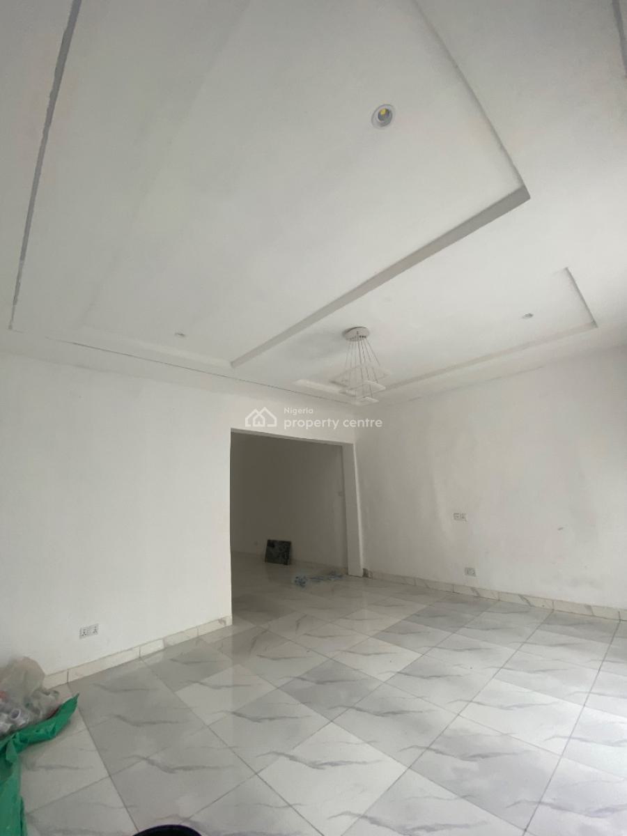 3 Bedroom Duplex, Villa Estate Abraham Adesanya Axis, Ajah, Lagos, Terraced Duplex for Rent