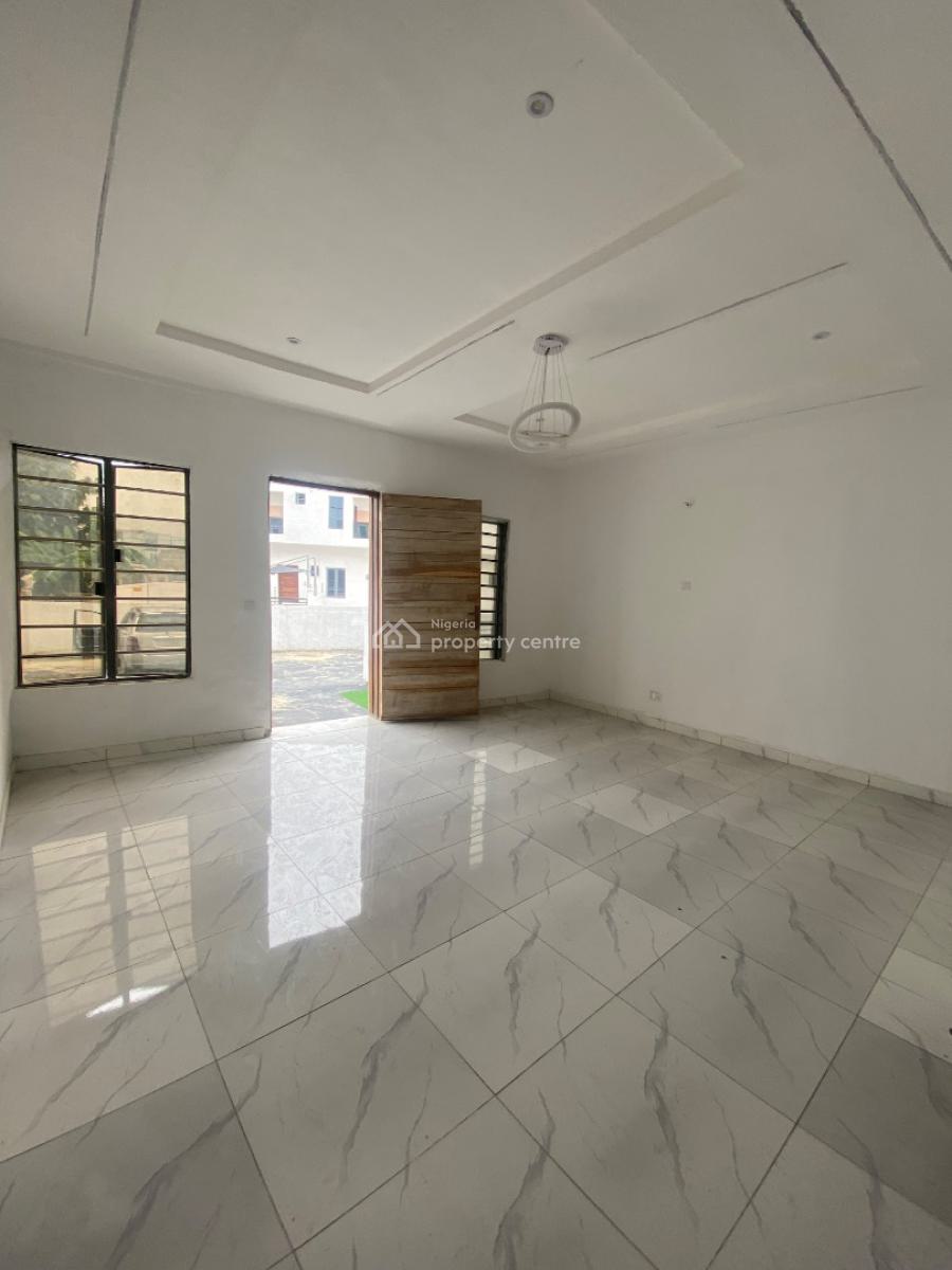 3 Bedroom Duplex, Villa Estate Abraham Adesanya Axis, Ajah, Lagos, Terraced Duplex for Rent