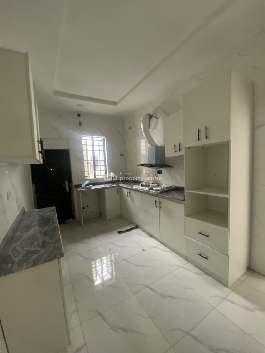3 Bedroom Duplex, Villa Estate Abraham Adesanya Axis, Ajah, Lagos, Terraced Duplex for Rent