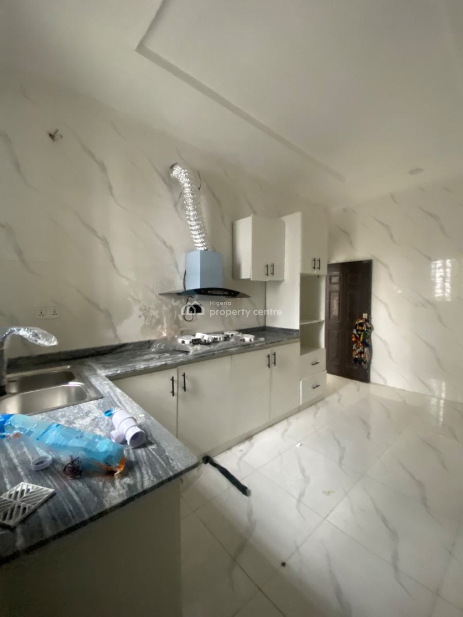 3 Bedroom Duplex, Villa Estate Abraham Adesanya Axis, Ajah, Lagos, Terraced Duplex for Rent