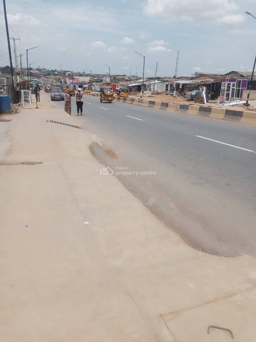 Spacious Commercial Office Space, Along Old Ota Road Olota Captain, Close to Ekoro Junction, Abule Egba, Agege, Lagos, Office Space for Rent