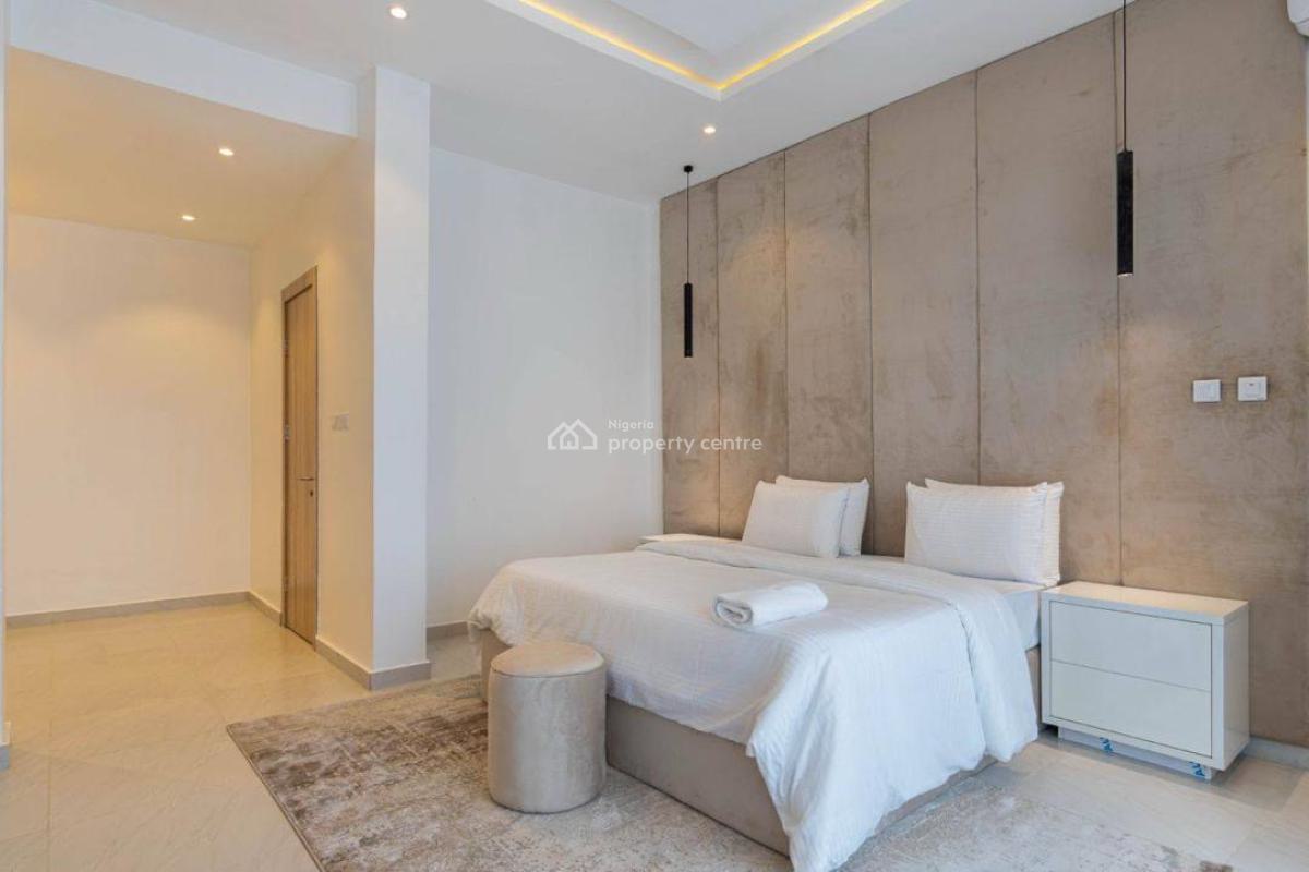 2 Bedroom Service Apartment, Lekki Phase 1, Lekki, Lagos, Flat / Apartment Short Let