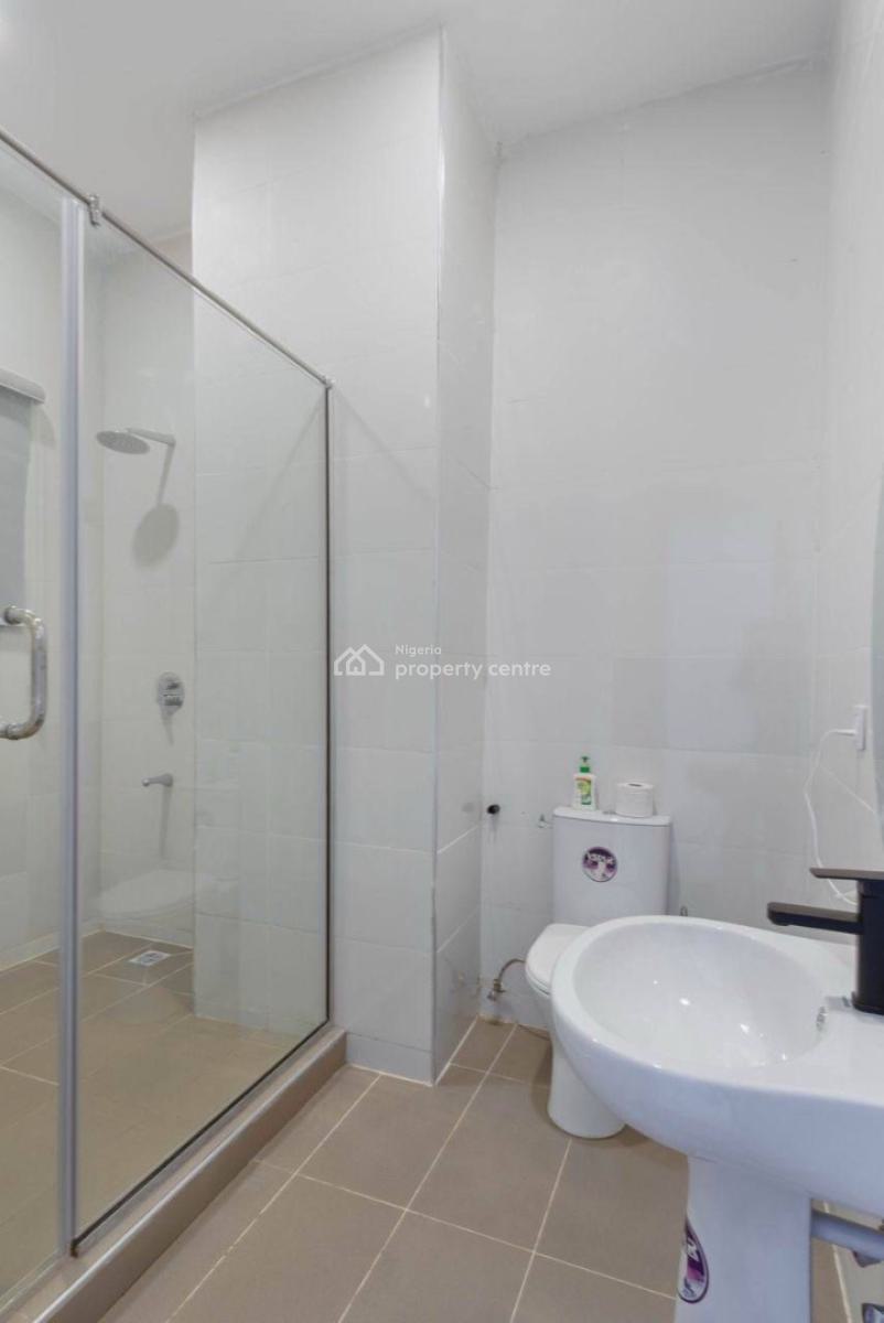 2 Bedroom Service Apartment, Lekki Phase 1, Lekki, Lagos, Flat / Apartment Short Let