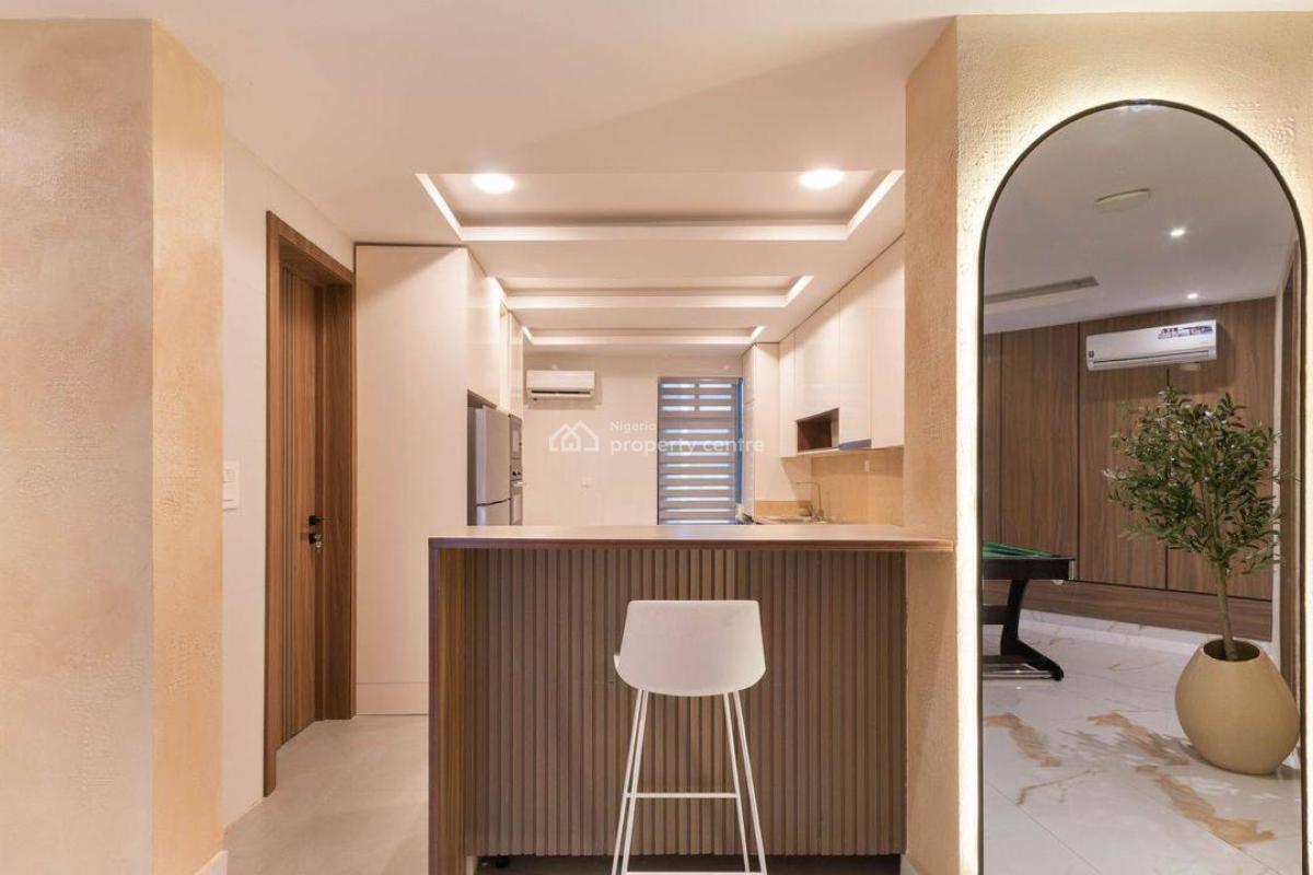 2 Bedroom Service Apartment, Lekki Phase 1, Lekki, Lagos, Flat / Apartment Short Let