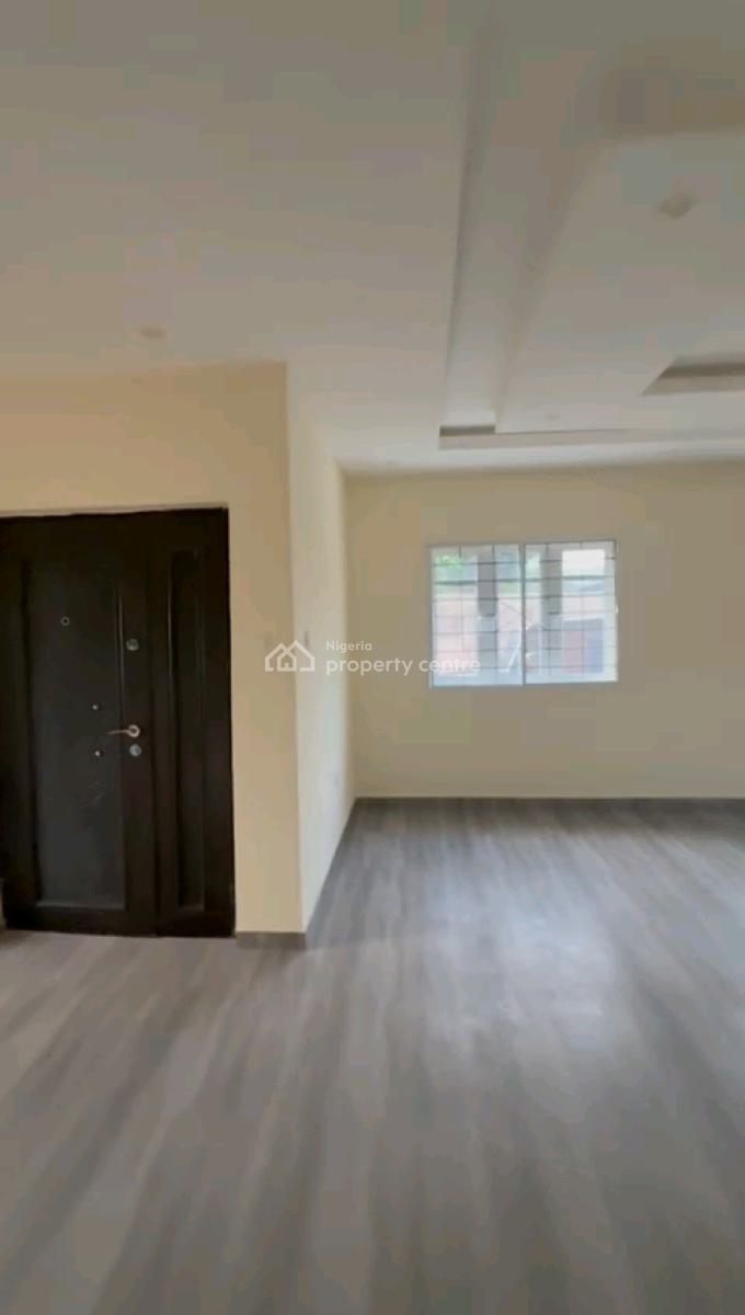 a Standard 3 Bedroom Bungalow, Via Bode Thomas, Eric Moore, Surulere, Lagos, Flat / Apartment for Rent