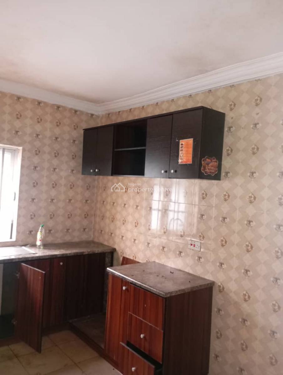 Standard and Spacious 3 Bedroom Flat, Ojodu Berger, Ojodu, Lagos, Flat / Apartment for Rent
