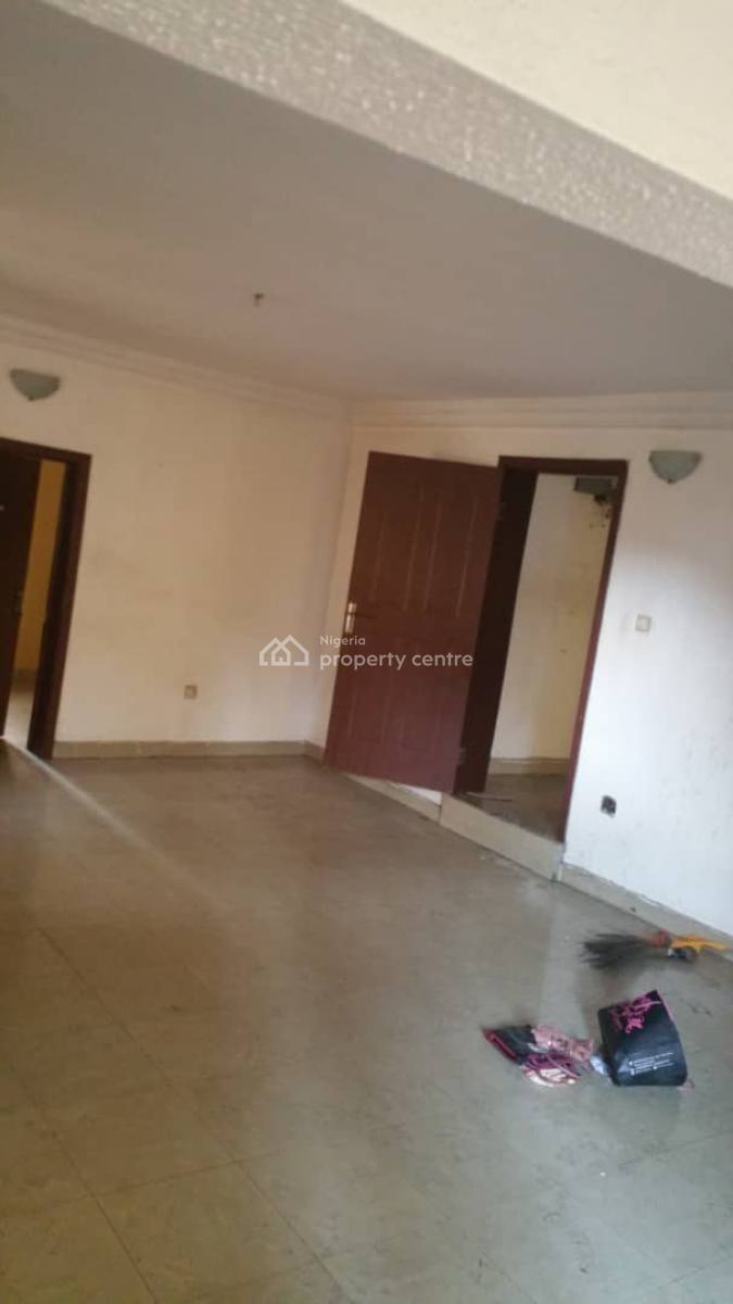 a Lovely 3 Bedroom Flat, Olatilewa, Lawanson, Surulere, Lagos, Flat / Apartment for Rent
