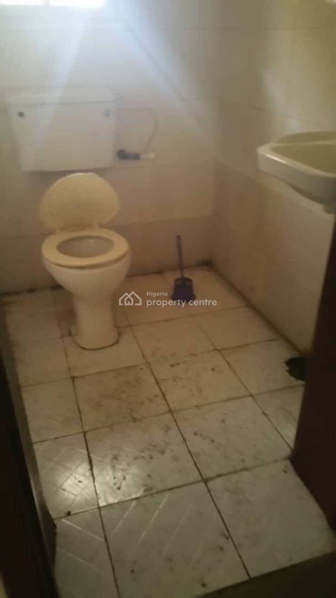 a Lovely 3 Bedroom Flat, Olatilewa, Lawanson, Surulere, Lagos, Flat / Apartment for Rent