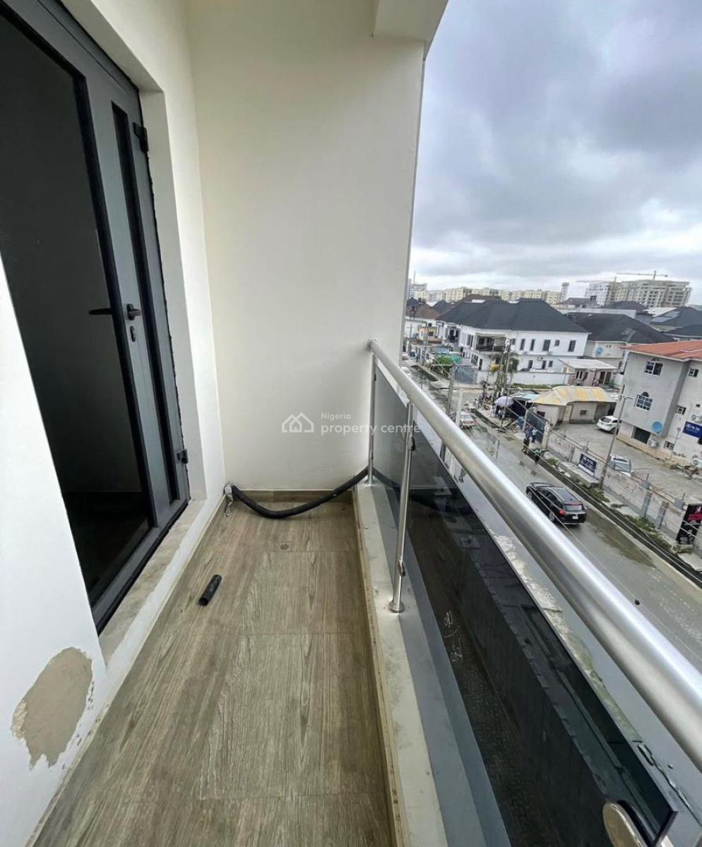 Luxury and Fully Serviced 2 Bedroom Apartment Upstairs, No 11 Pius Igwe Street, Ikate, Lekki, Lagos, Flat / Apartment for Rent