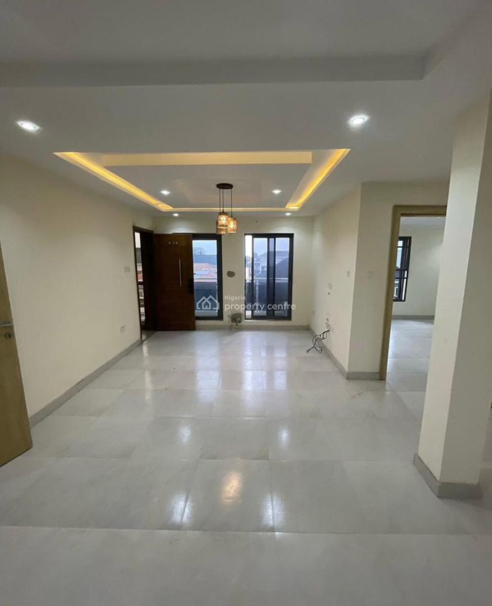 Luxury and Fully Serviced 2 Bedroom Apartment Upstairs, No 11 Pius Igwe Street, Ikate, Lekki, Lagos, Flat / Apartment for Rent