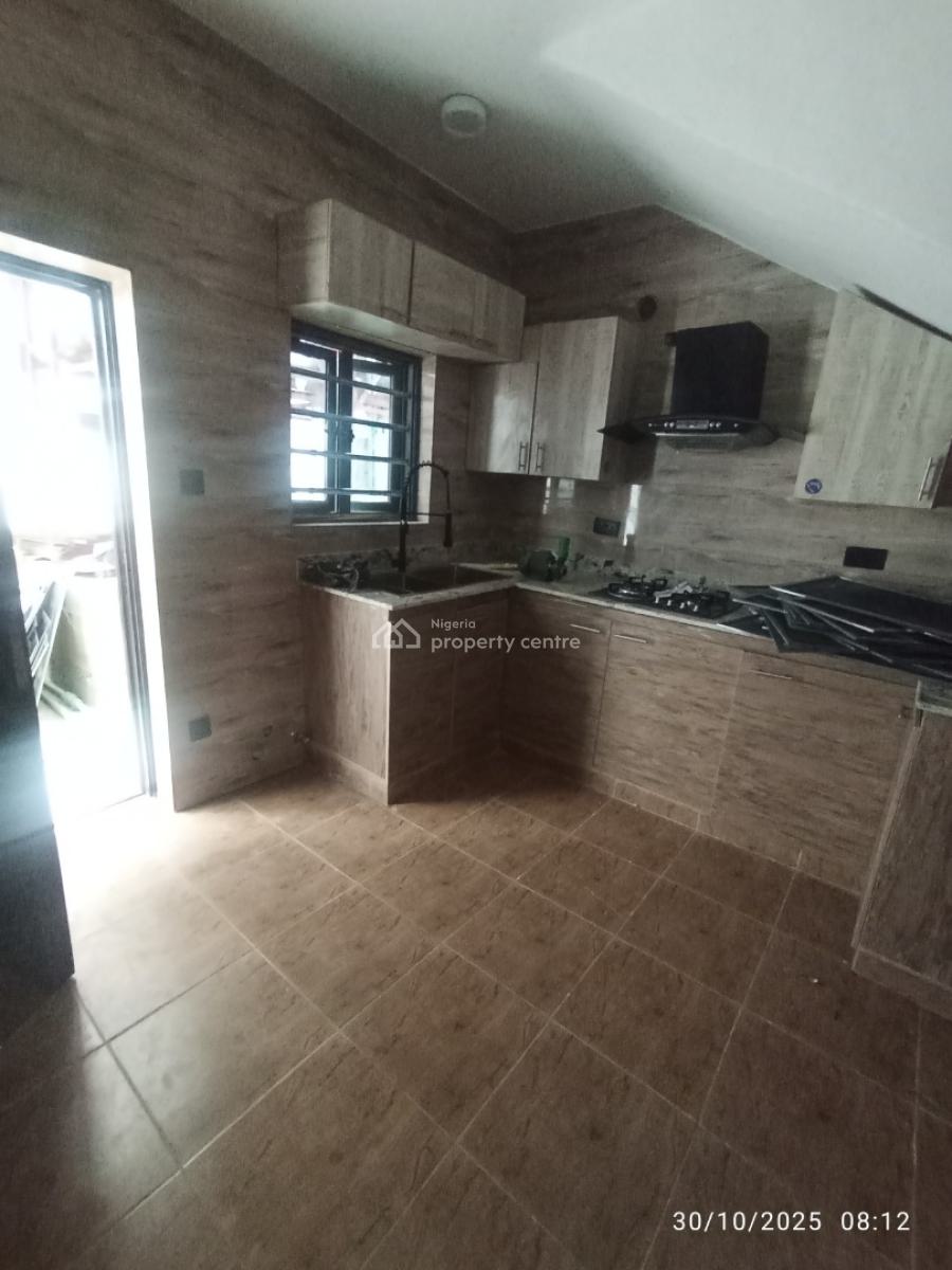 5 Bedrooms for Semi Detached Duplex, Victory Estate, Ago Palace, Isolo, Lagos, Semi-detached Duplex for Rent