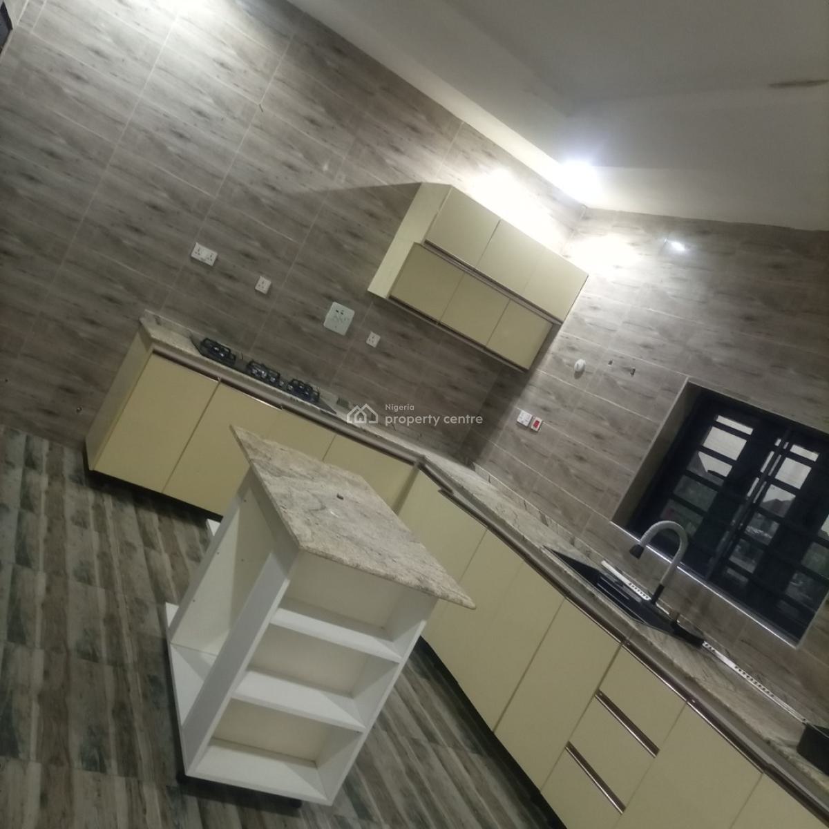Nice/standard Four(4) Bedrooms Semi-detached Duplex with Bq, Cluster, River Park Estate, Lugbe District, Abuja, Semi-detached Duplex for Rent