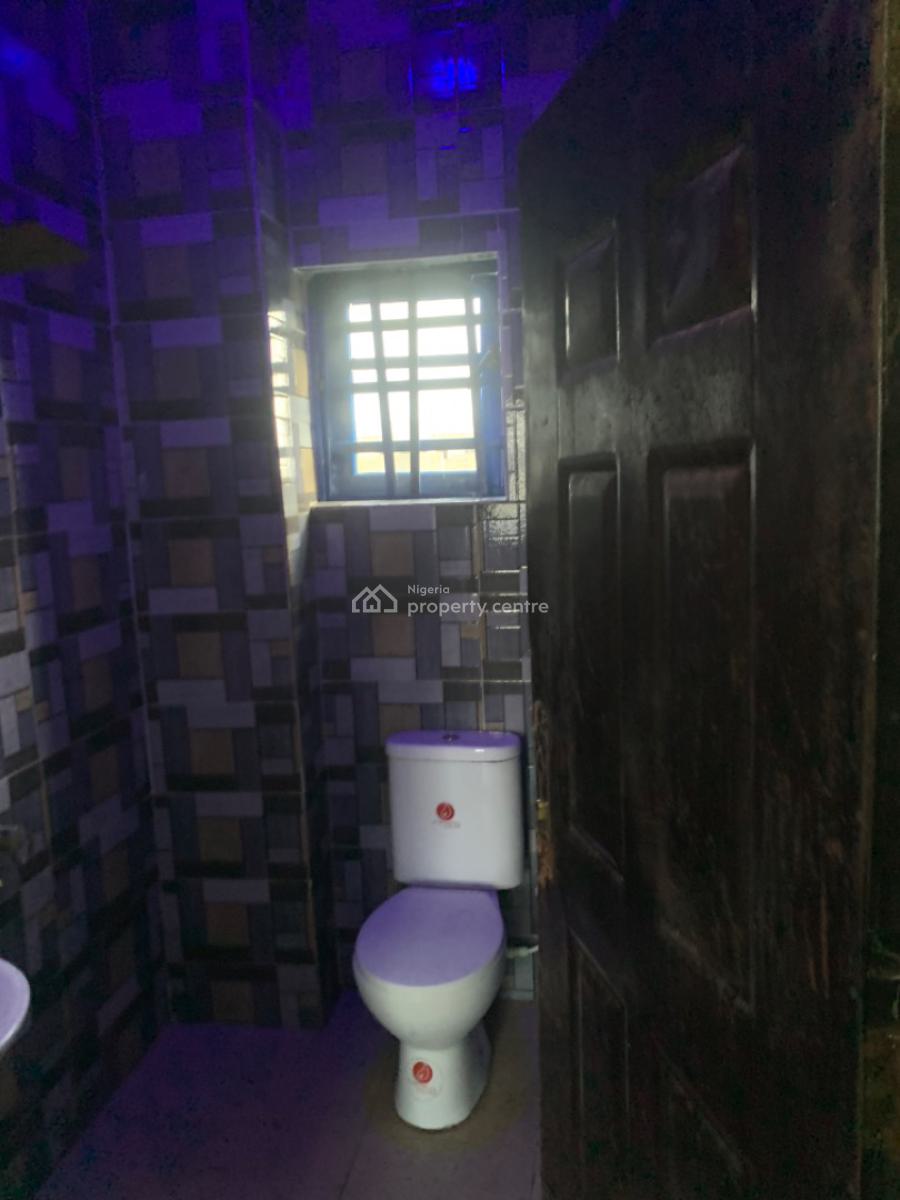 Luxury and Well Maintained Mini Flat Apartment Upstairs with Balcony, Davis Court , Orchid Road, Lekki Expressway, Lekki, Lagos, Mini Flat (room and Parlour) for Rent