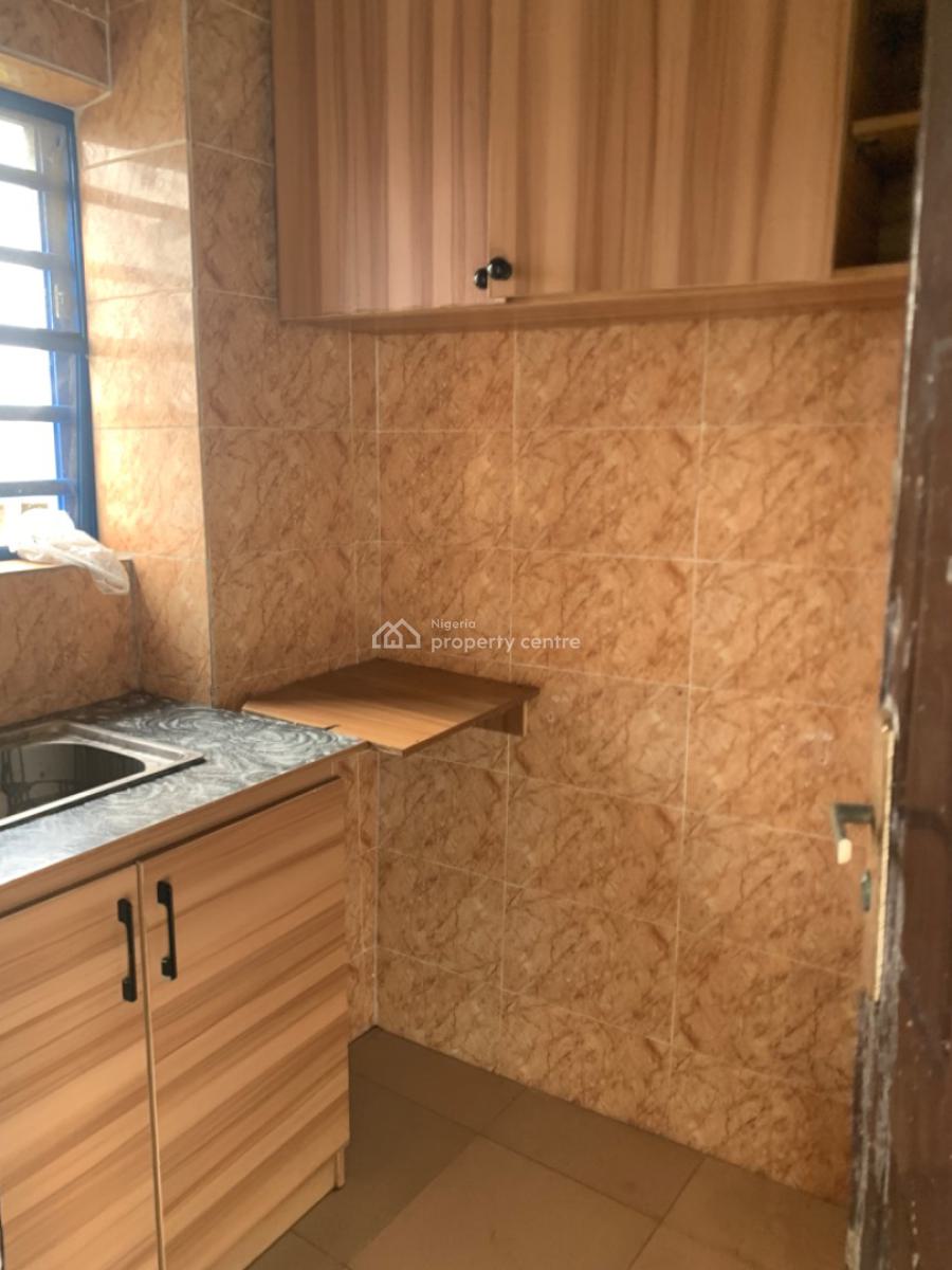 Luxury and Well Maintained Mini Flat Apartment Upstairs with Balcony, Davis Court , Orchid Road, Lekki Expressway, Lekki, Lagos, Mini Flat (room and Parlour) for Rent