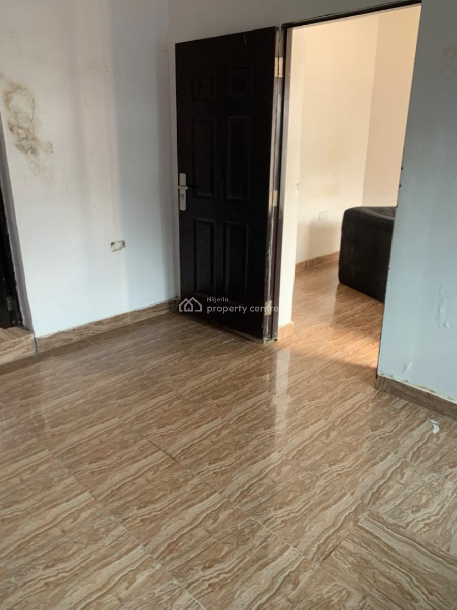Luxury and Well Maintained Mini Flat Apartment Upstairs with Balcony, Davis Court , Orchid Road, Lekki Expressway, Lekki, Lagos, Mini Flat (room and Parlour) for Rent