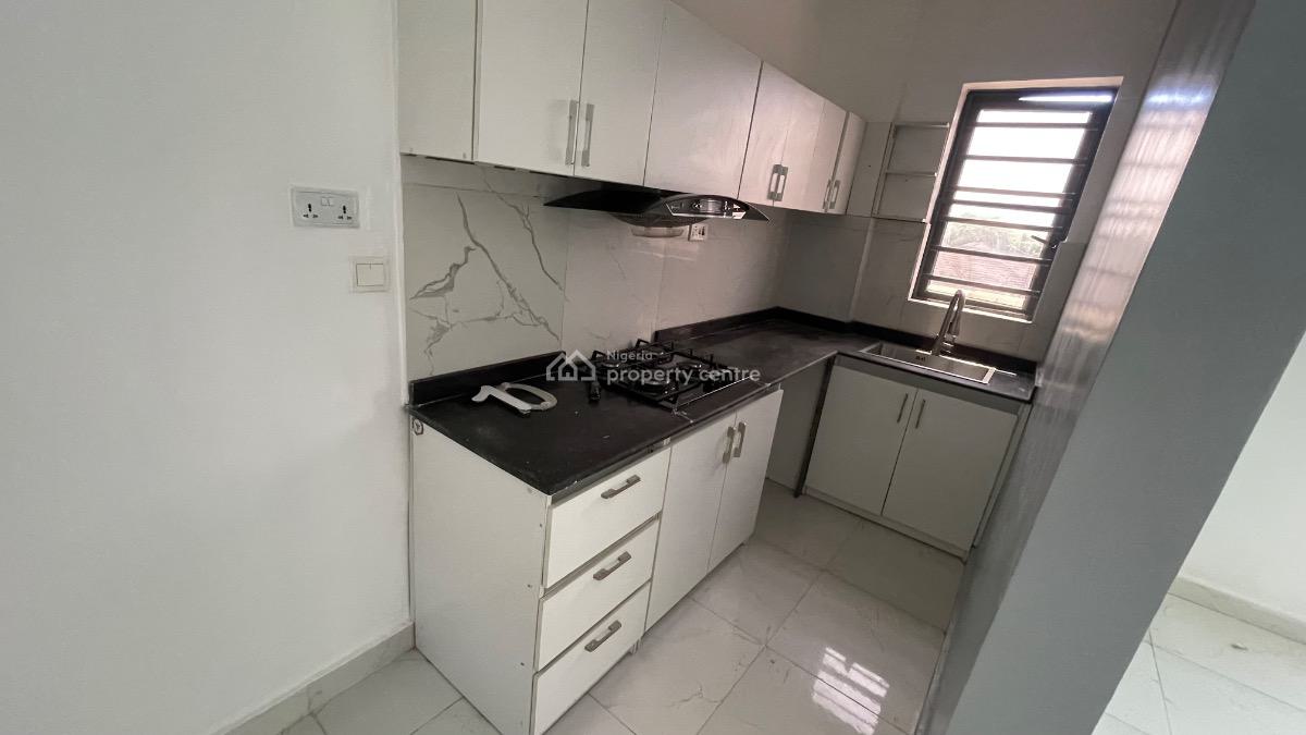 Classic and Spacious 1 Bedroom  Miniflat Apartment, Lekki Phase 1, Lekki, Lagos, Mini Flat (room and Parlour) for Sale