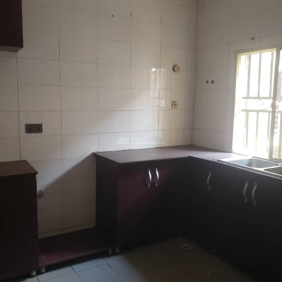 Standard 2 Bedroom Flat (first Floor), Nepa Road, Kubwa, Abuja, Flat / Apartment for Rent