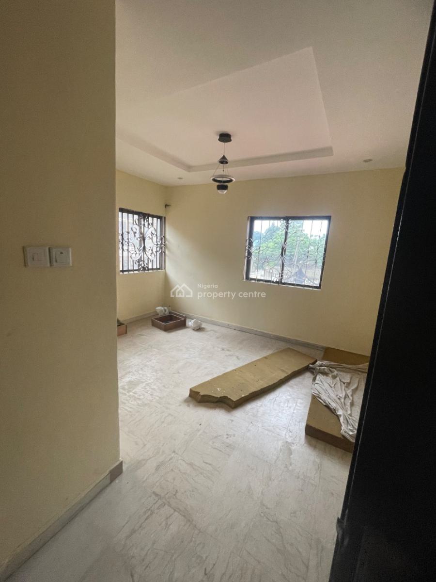 Very Spacious 3 Bedroom Upstairs 22/24hrs Light Access Code Estate, Thomas Estate, Ajah, Lagos, House for Rent