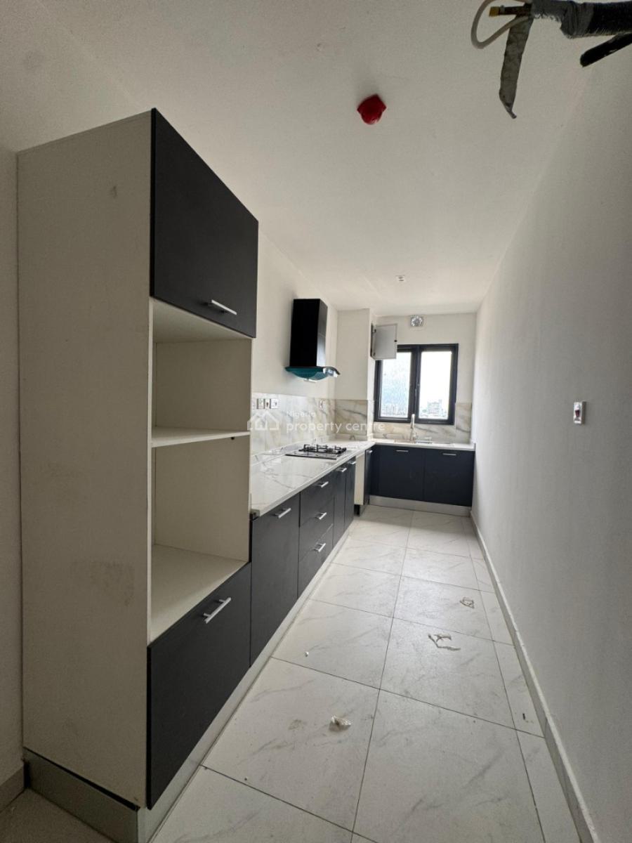 The Most Sought After 3 Bedroom Apartment with Swimming Pool, Prime Location, Easy Accessibility,proximity to Major Attractions, Lekki Phase 1, Lekki, Lagos, Flat / Apartment for Sale