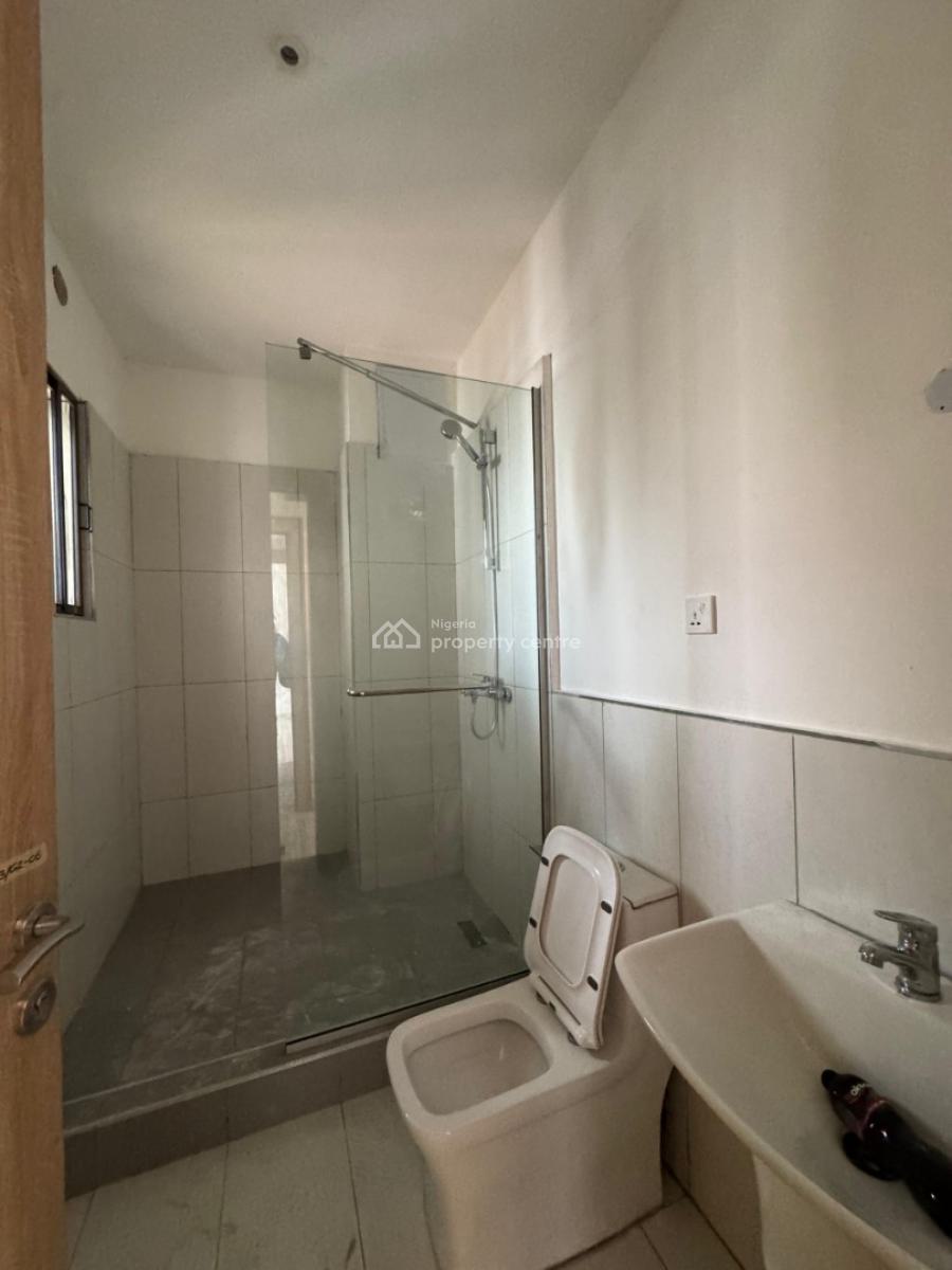 The Most Sought After 3 Bedroom Apartment with Swimming Pool, Prime Location, Easy Accessibility,proximity to Major Attractions, Lekki Phase 1, Lekki, Lagos, Flat / Apartment for Sale