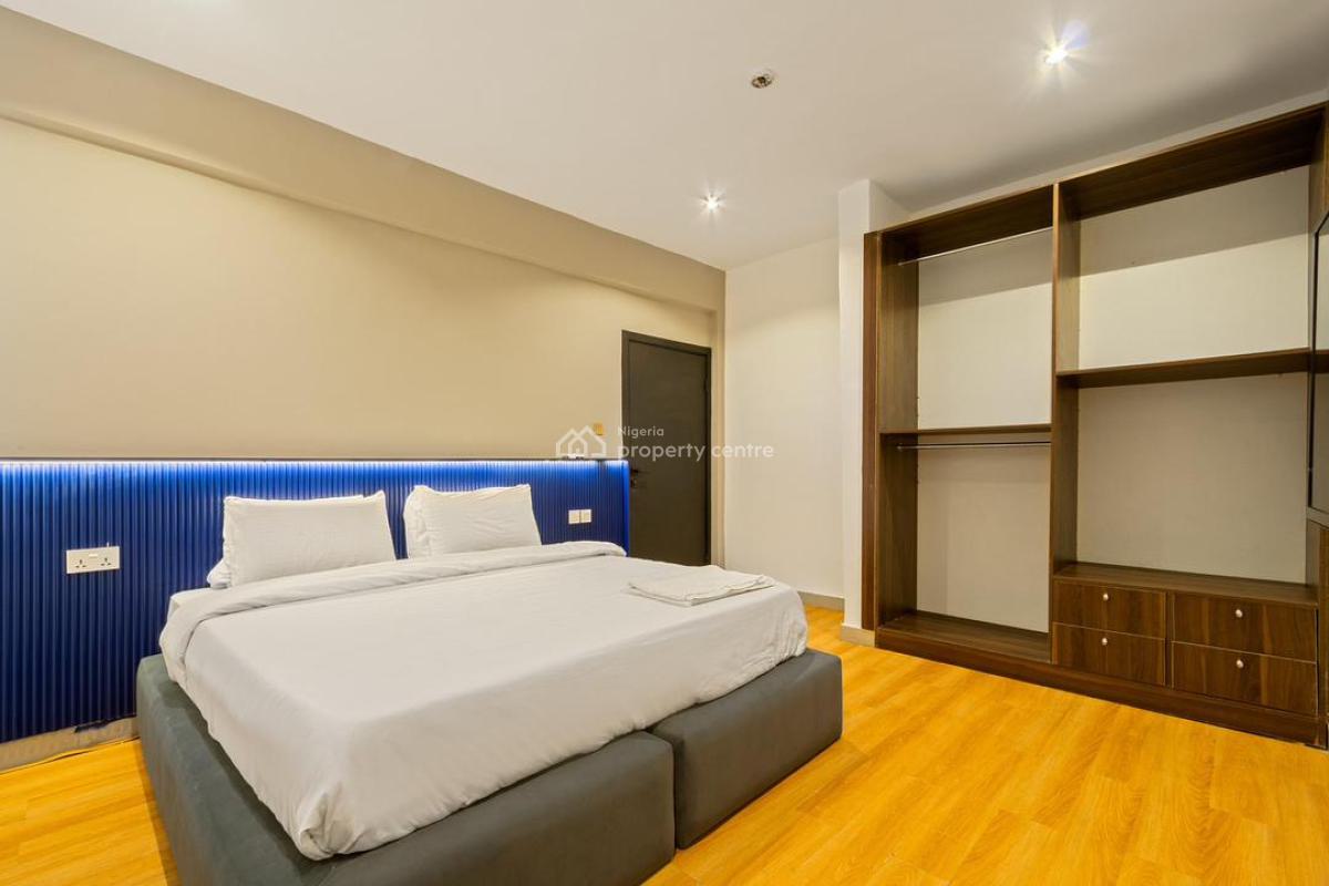 3 - Bedroom Luxury Waterfront Apartment with High-end Features, 3 Bedroom Luxury Water Front Apartment with High-end Features; Pool By, Lekki Phase 1, Lekki, Lagos, Flat / Apartment Short Let