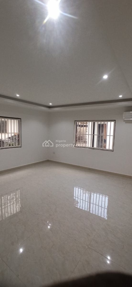 3 Bedrooms Office Apartment, Wuse 2, Abuja, Flat / Apartment for Rent