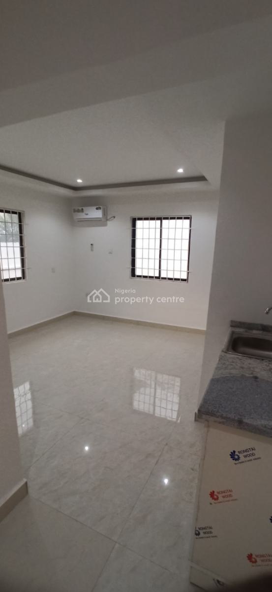 3 Bedrooms Office Apartment, Wuse 2, Abuja, Flat / Apartment for Rent