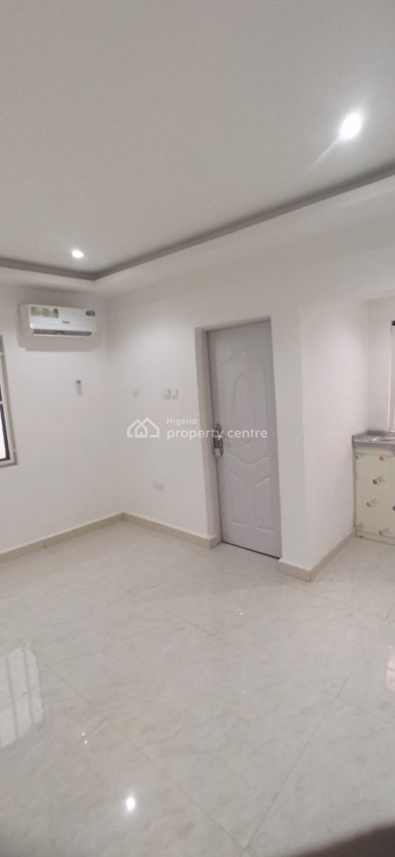 3 Bedrooms Office Apartment, Wuse 2, Abuja, Flat / Apartment for Rent