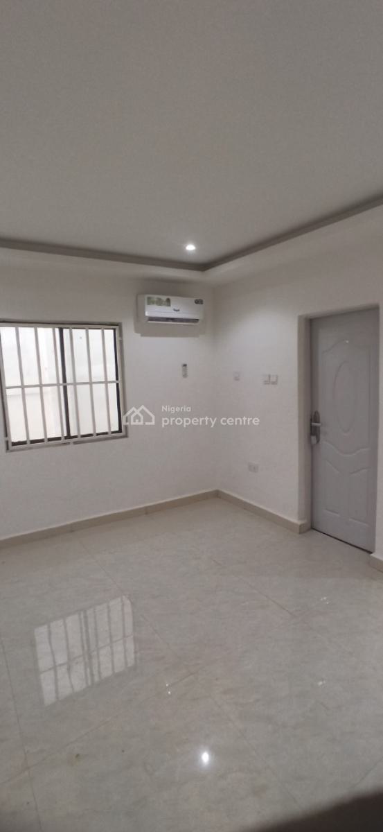 3 Bedrooms Office Apartment, Wuse 2, Abuja, Flat / Apartment for Rent