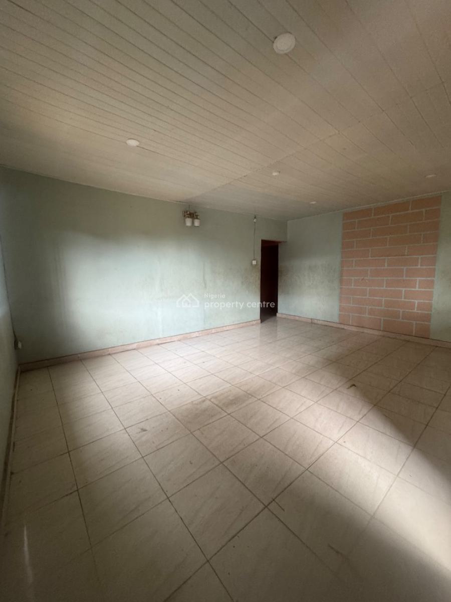 Exquisite Spacious 3 Bedrooms Apartment in a Secured Location, Ogba, Ikeja, Lagos, Flat / Apartment for Sale