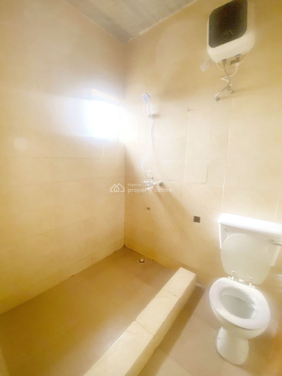 Spacious  2 Bedroom Flat, Gra Phase 1, Magodo, Lagos, Flat / Apartment for Rent