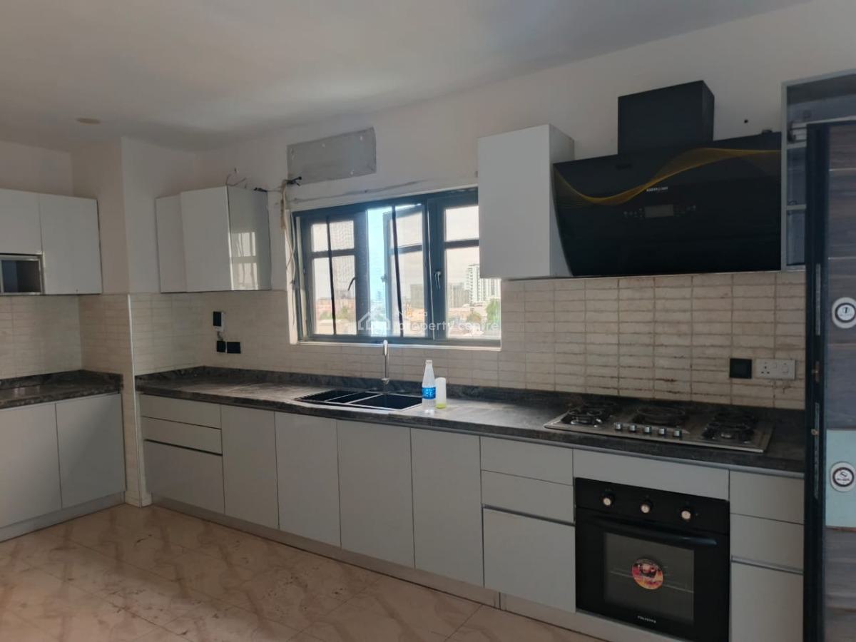 5th Floor 3-bedroom Apartment with Bq, Swimming Pool, Off Ajose Adeogun, Victoria Island (vi), Lagos, Flat / Apartment for Rent