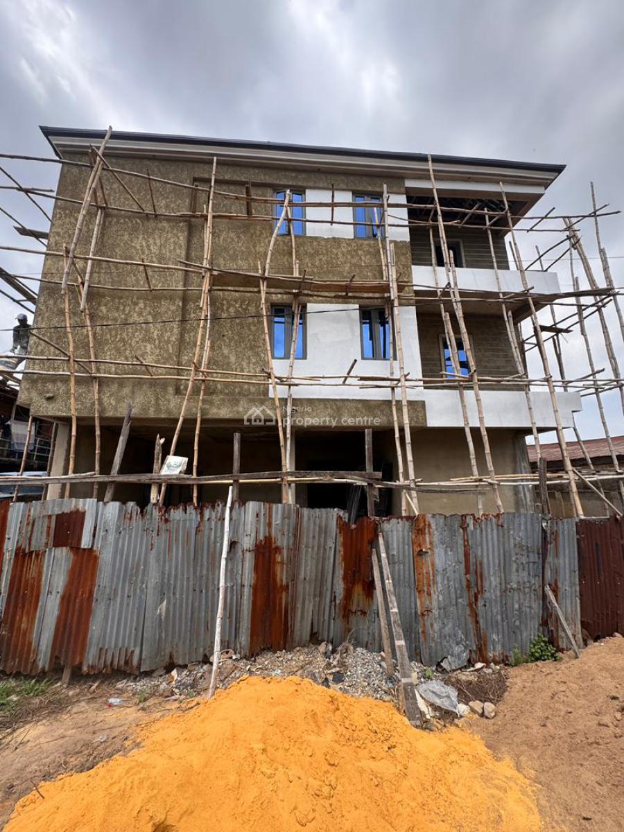 Modern 2-bedroom Apartment, Yaba, Lagos, Flat / Apartment for Sale