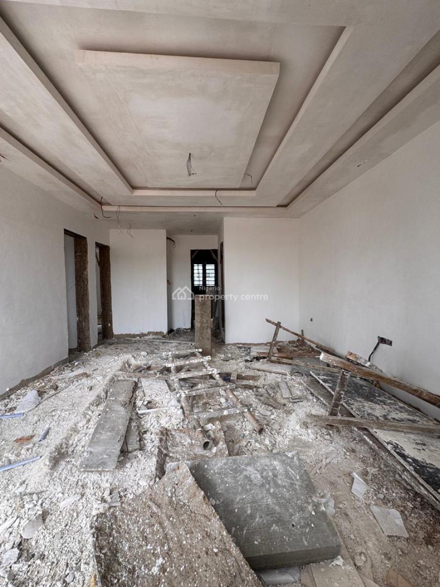 Modern 2-bedroom Apartment, Yaba, Lagos, Flat / Apartment for Sale