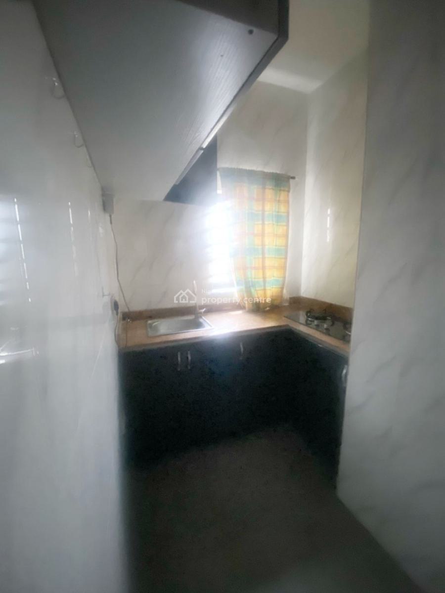 Standard Mini Flat, Gra Phase 1, Magodo, Lagos, Mini Flat (room and Parlour) for Rent