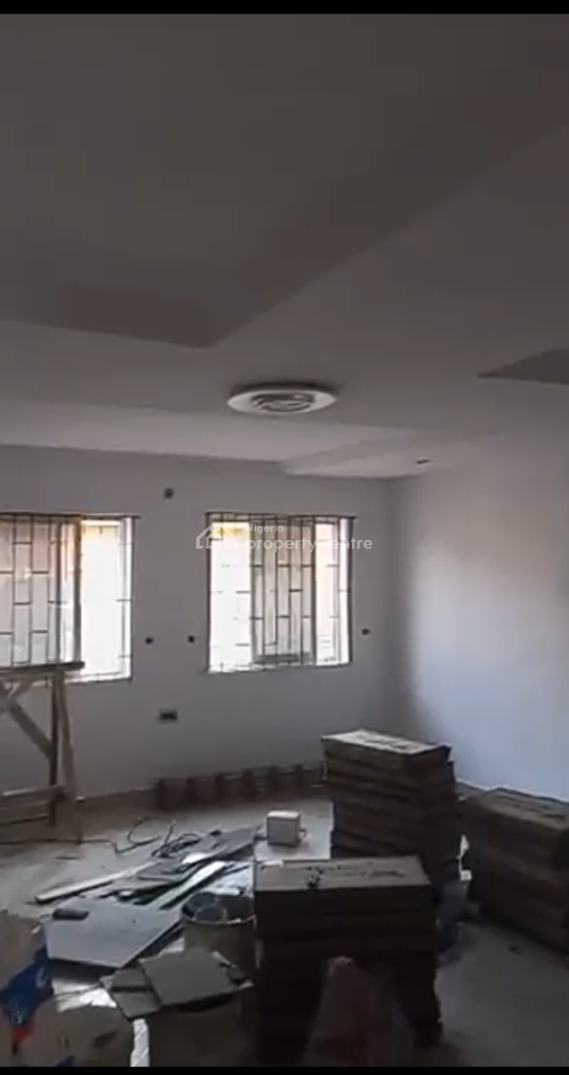 2; Bedroom Flat, Medina Estate, Gbagada, Lagos, Flat / Apartment for Rent