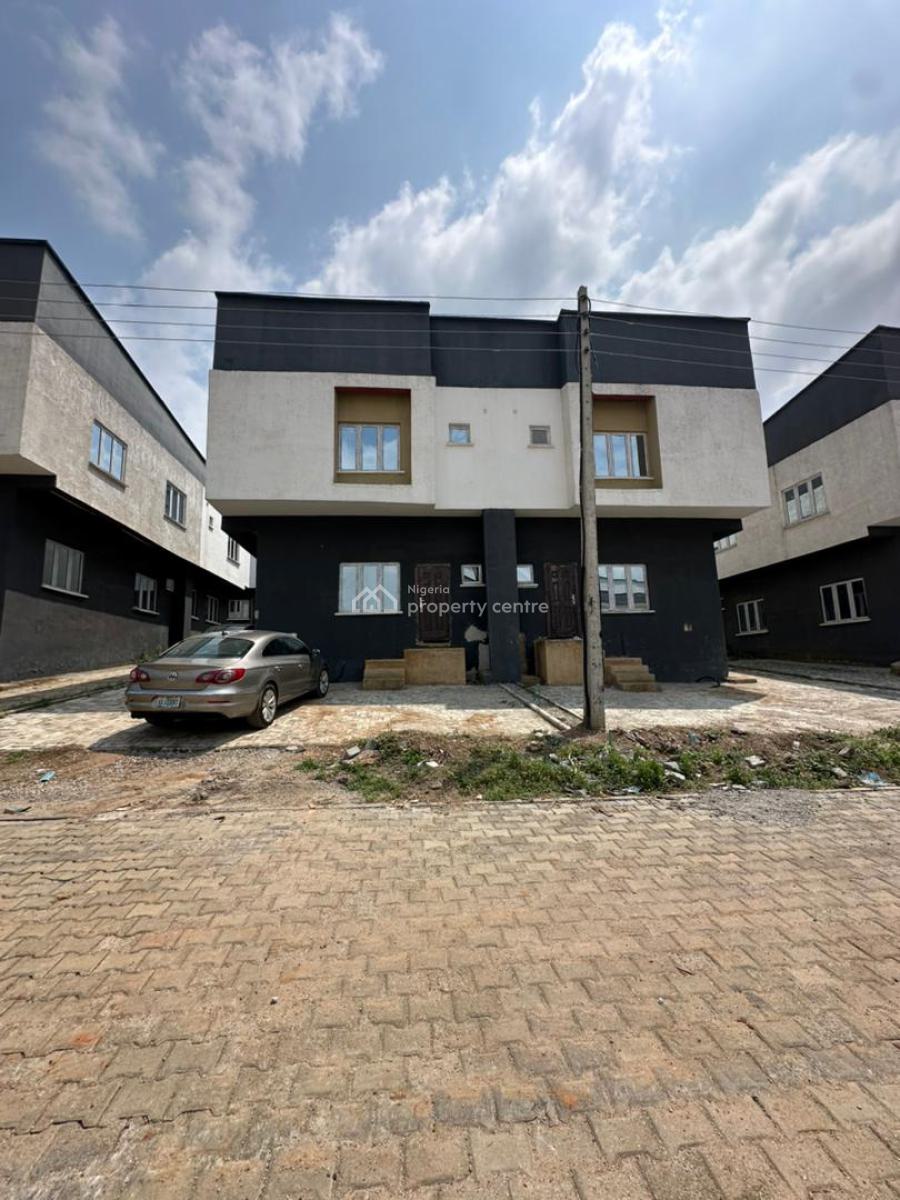 4 Bedroom Semi Detached Duplex 1 Room Bq Semi Finished, By American International School, Durumi, Abuja, Semi-detached Duplex for Sale