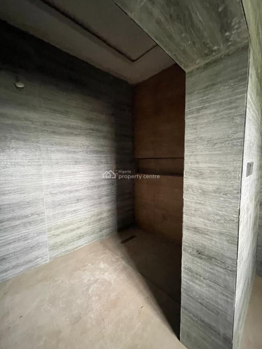 Luxury 3 Bedroom Duplex in a Serene Neighbourhood, Lugbe District, Abuja, Detached Duplex for Sale