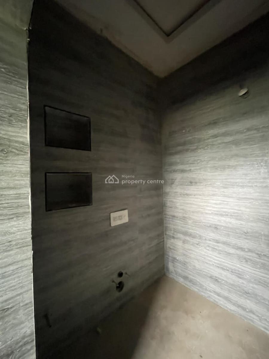 Luxury 3 Bedroom Duplex in a Serene Neighbourhood, Lugbe District, Abuja, Detached Duplex for Sale