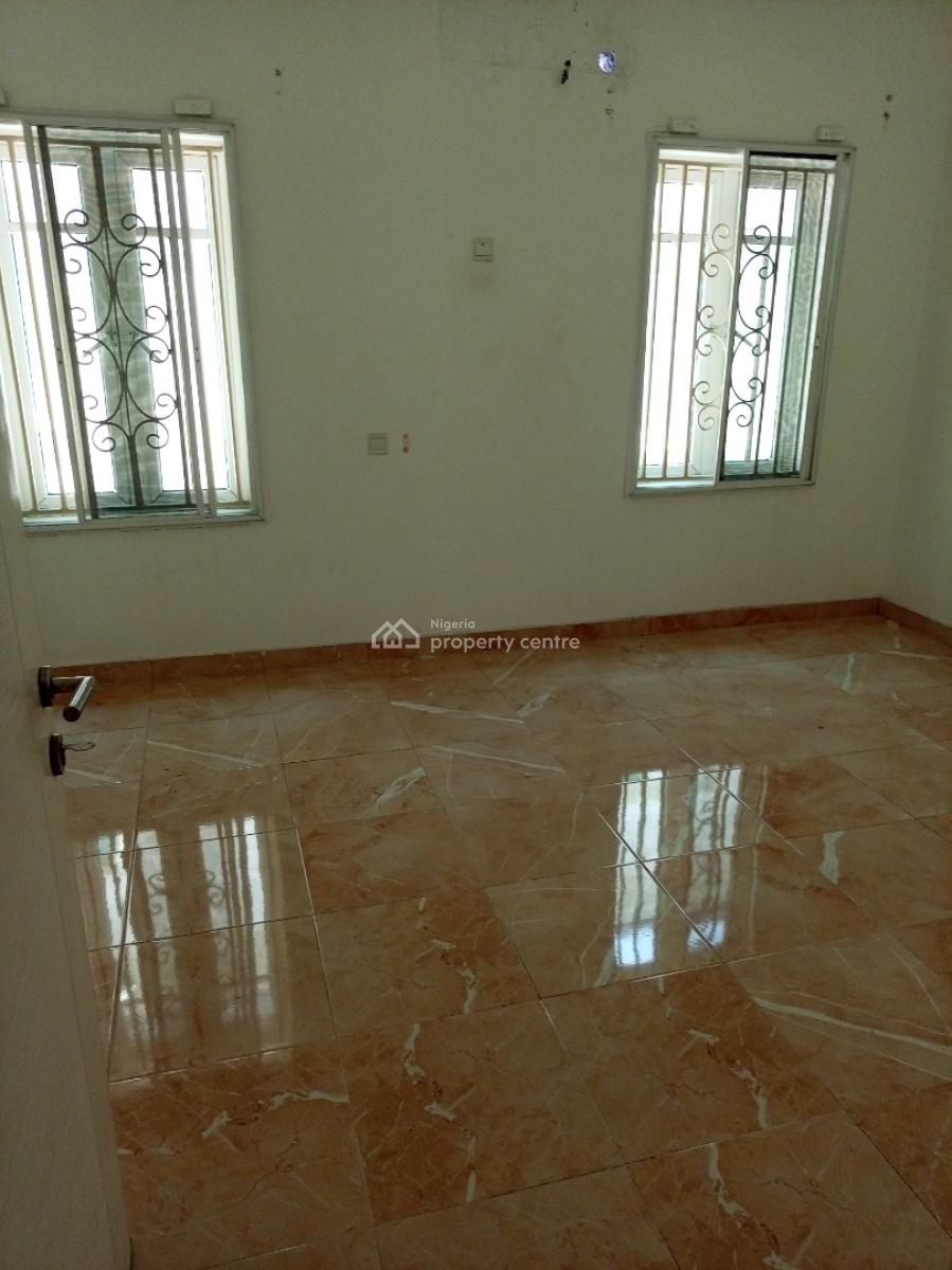 Price Reduced 4 Bedroom House with Bq Security House 4 Car Park, Osapa, Lekki, Lagos, Detached Duplex for Rent