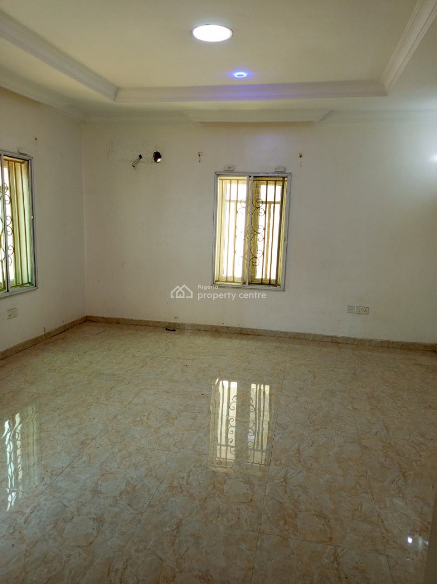 Price Reduced 4 Bedroom House with Bq Security House 4 Car Park, Osapa, Lekki, Lagos, Detached Duplex for Rent